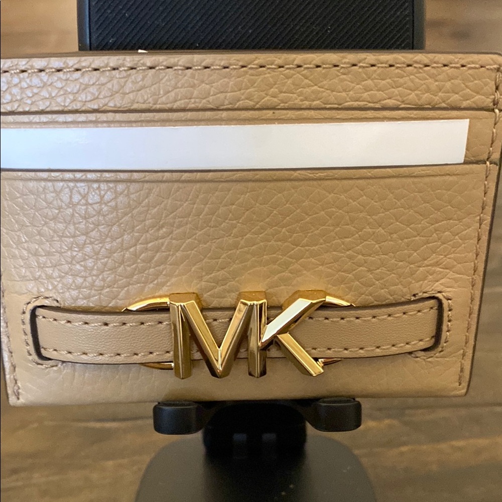 Michael Kors Tan Gold Key Card Holder